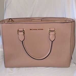 MICHAEL KORS pink charlotte medium tote bag